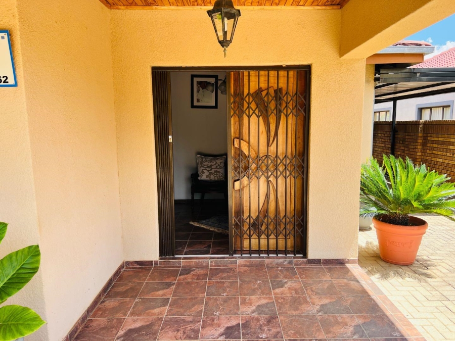3 Bedroom Property for Sale in Mmabatho North West